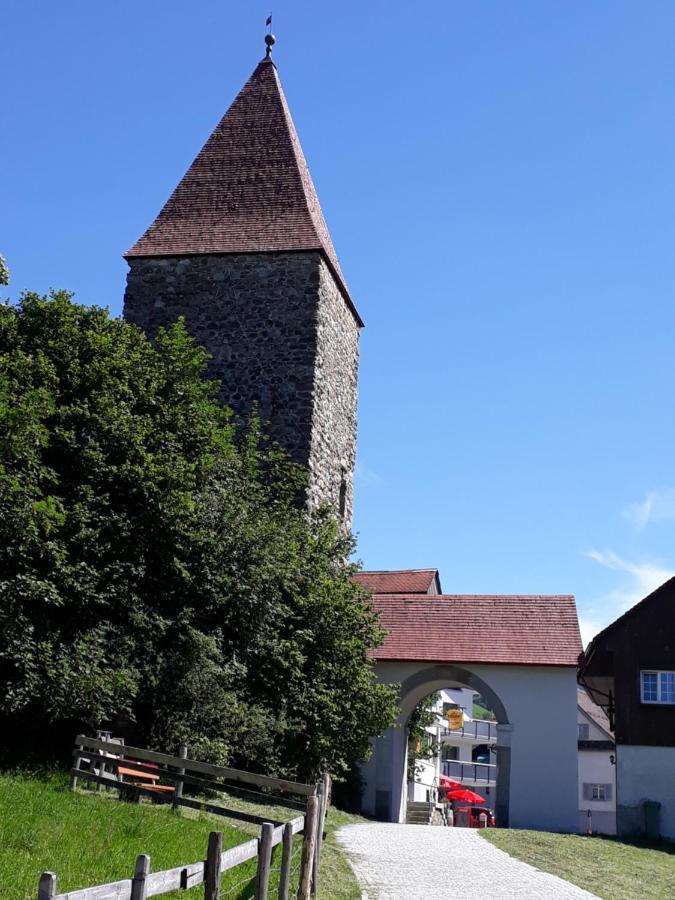 Gaestezimmer Im Dorfzentrum Rothenthurm Exterior foto